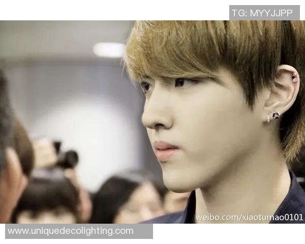 足球球星耳洞背后的故事与时尚潮流影响解析